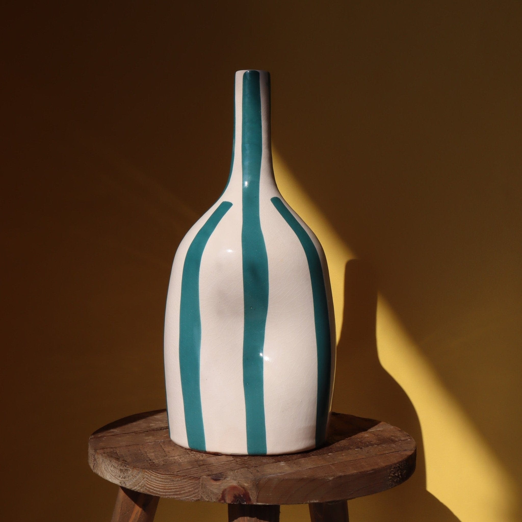 Striped Disfigured Vase Solilflore - Rosetta's